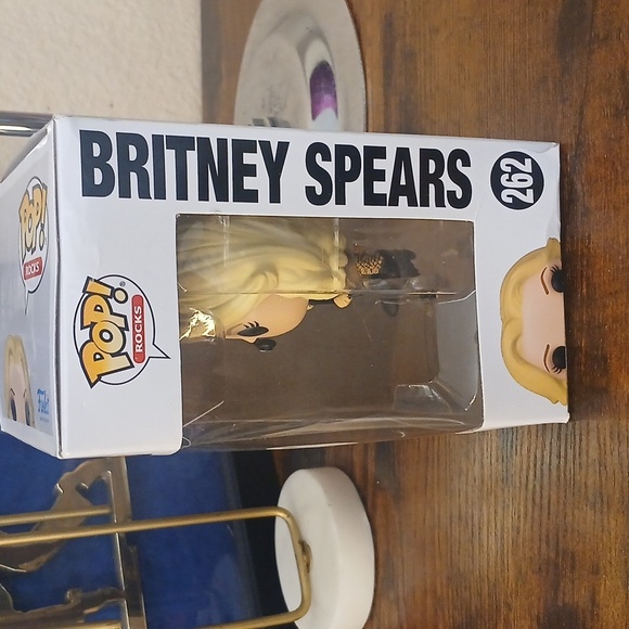 Funko Pop! Rocks Britney Spears Vinyl Figure - Picture 5 of 7